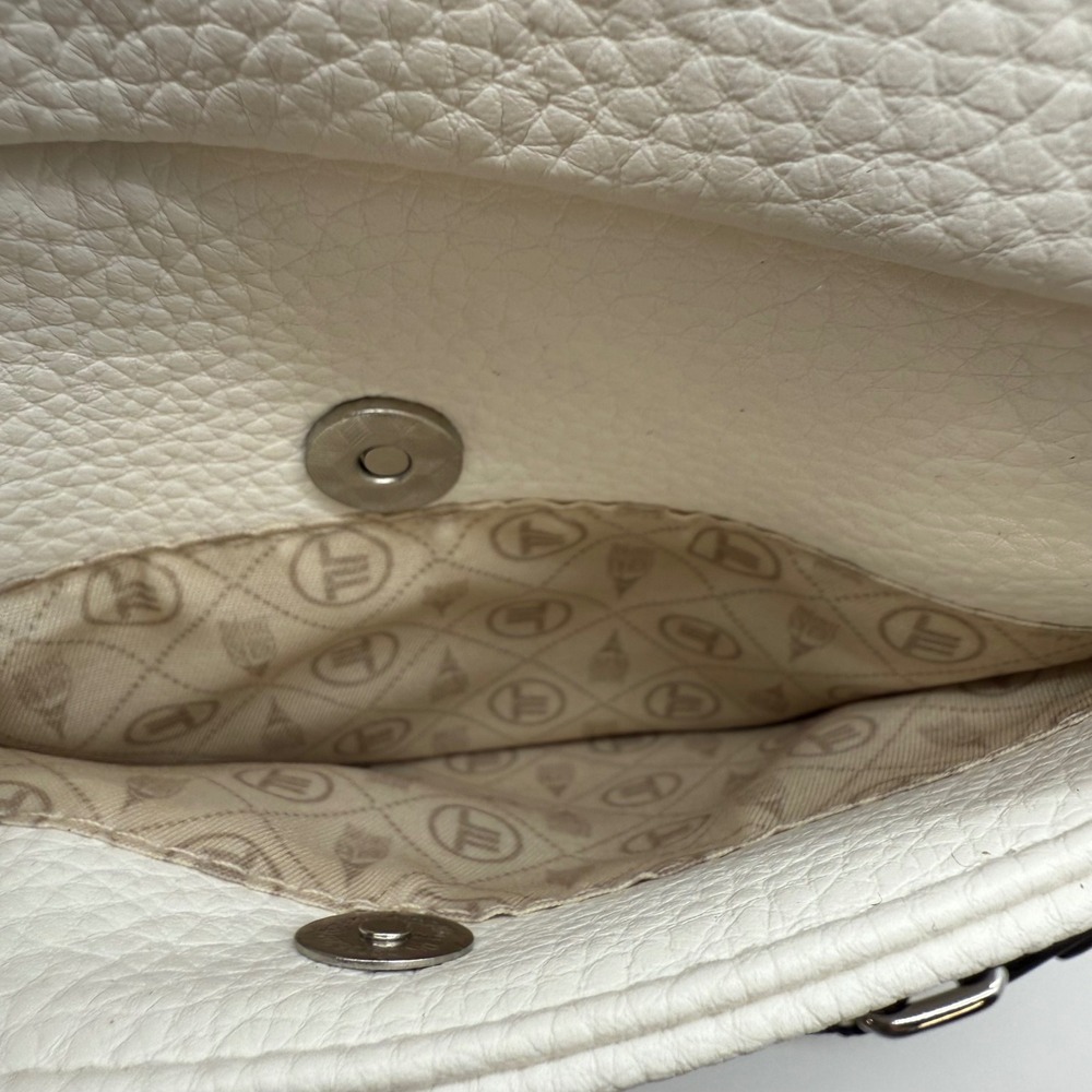 London Fog Jane Camera Crossbody Bag White Faux Leather Adjustable Strap NWT - Picture 6 of 11